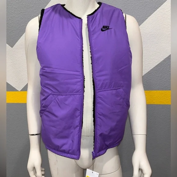 Nike Club Reversible Winterized Vest - Picture 9 of 11
